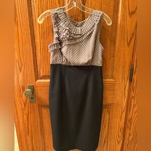 Anne Klein size 4 dress - worn once - like new